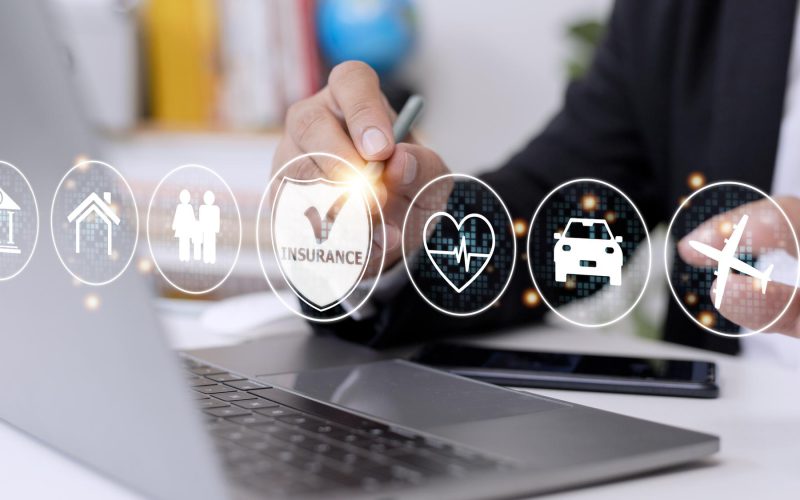 online-insurance-virtual-screen-life-car-property-health.